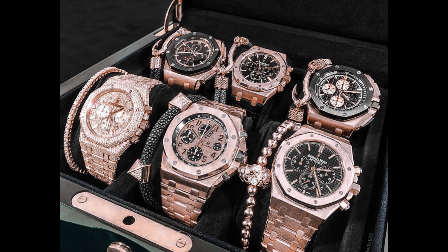 Best Luxury Watches to Gift the Graduate in 2025