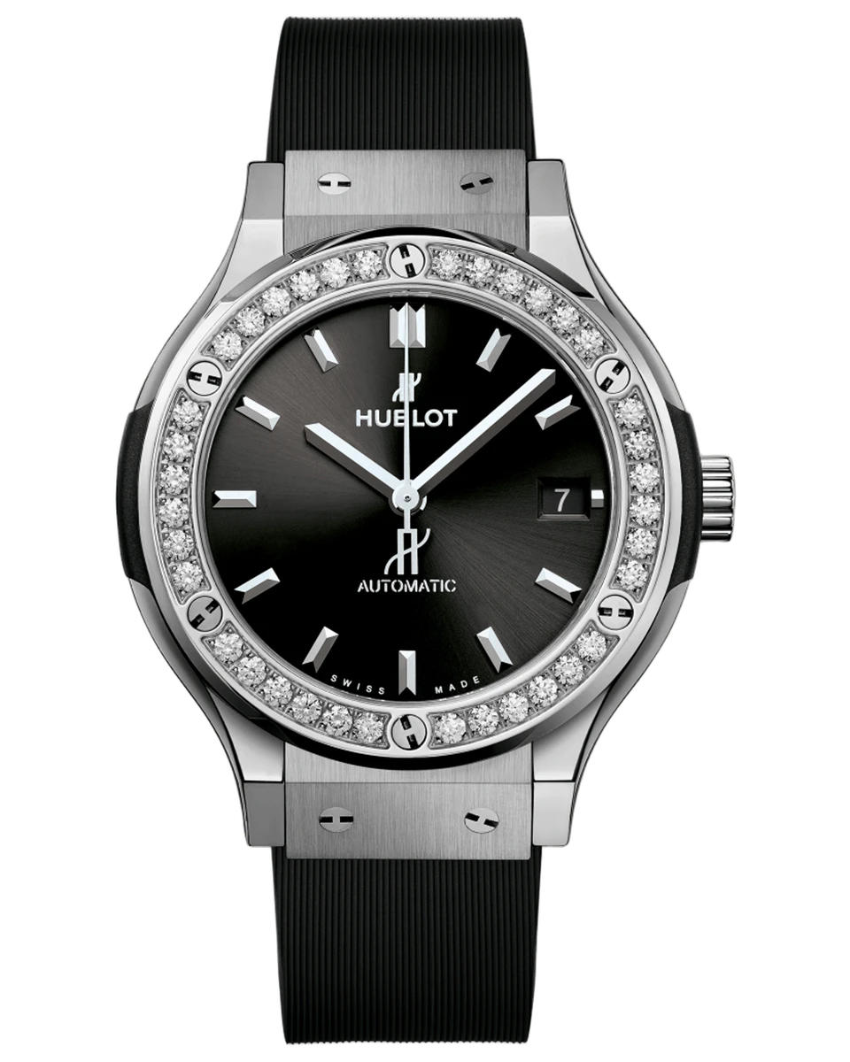 Hublot Classic Fusion 565.NX.1470.RX.1204 Titanium Diamonds Automatic 38mm