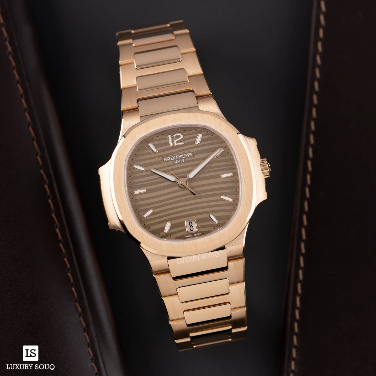 Patek Philippe Nautilus 7118/1R-010 Golden Dial 35Mm 18K Rose Gold – additional product photo 2