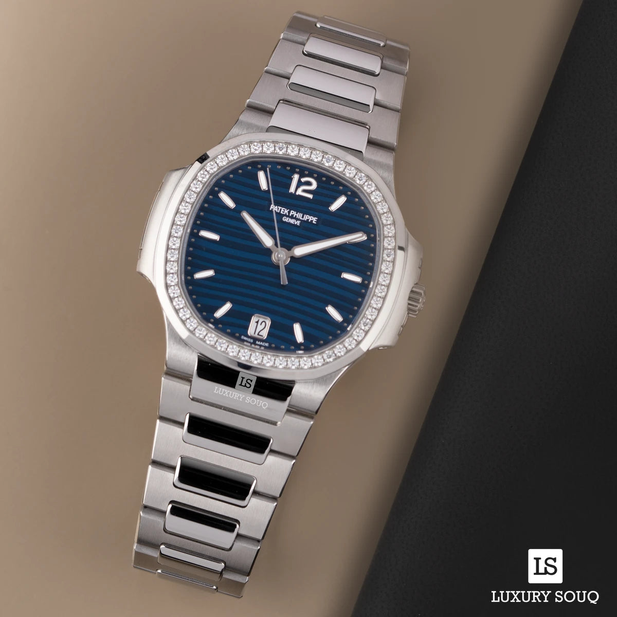 Patek Philippe Nautilus 7118/1200A-001 Blue Opaline Index Dial Diamond-Set Bezel Stainless Steel 35mm Blue Dial Womens Watch – additional product photo 2