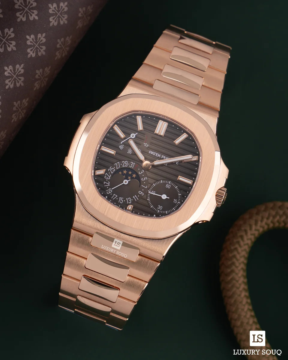 Patek Philippe Nautilus 5712/1R-001 18K Rose Gold Sunburst Self-Winding 40mm Brown Indices Dial Mens Watch – additional product photo 3