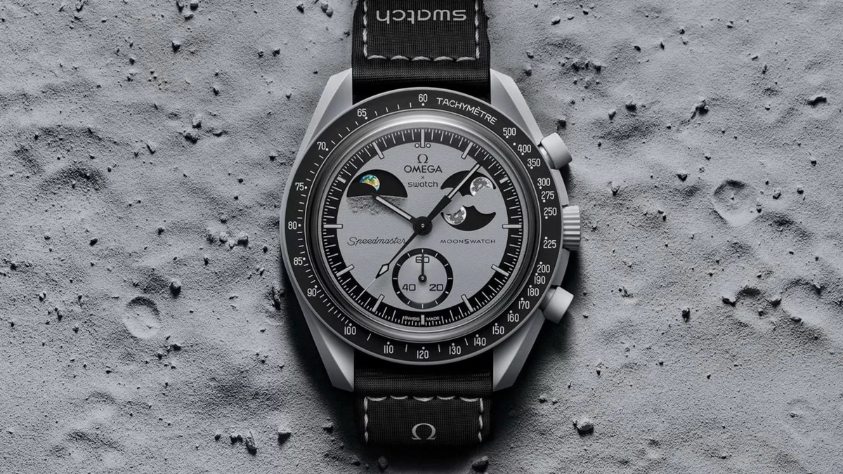 Swatch x Omega MoonSwatch: Mission to Earthphase – Moonshine Gold