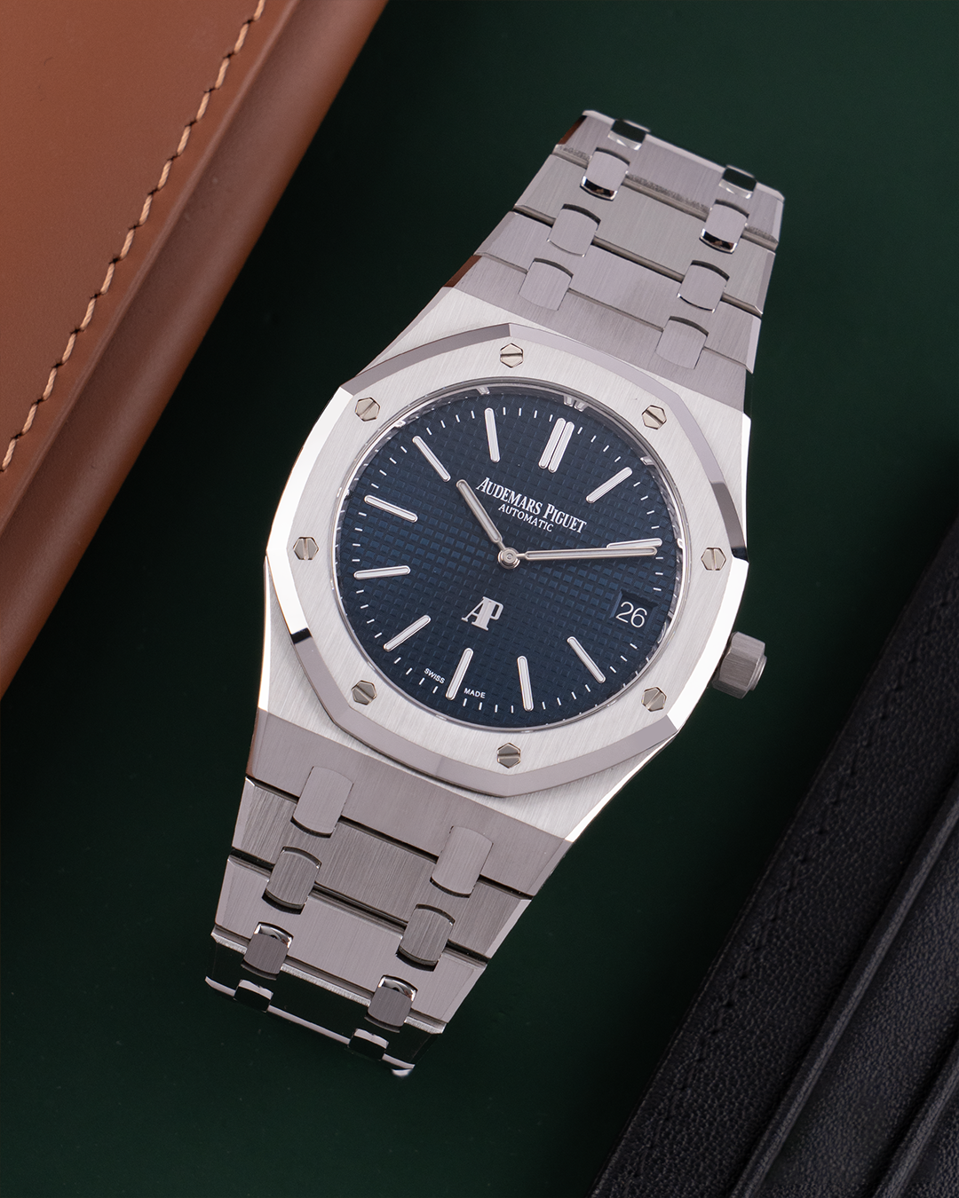 Audemars Piguet Royal Oak Jumbo — Pre-owned Luxury Watches | LuxurySouq Dubai