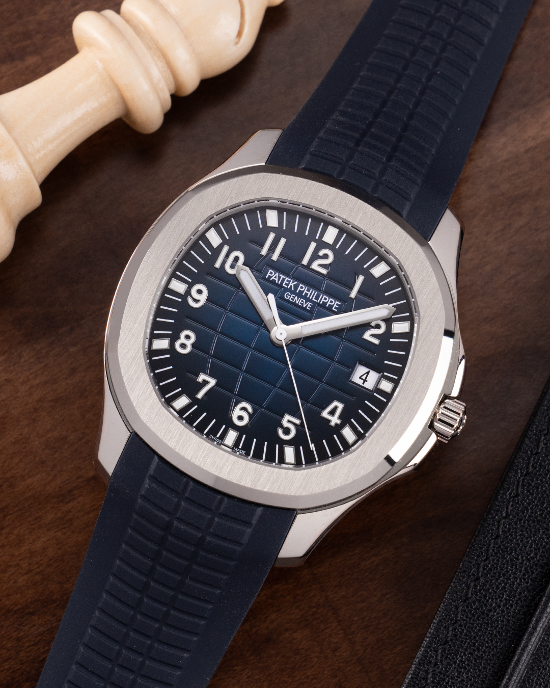 Patek Philippe Aquanaut — Pre-owned Luxury Watches | LuxurySouq Dubai