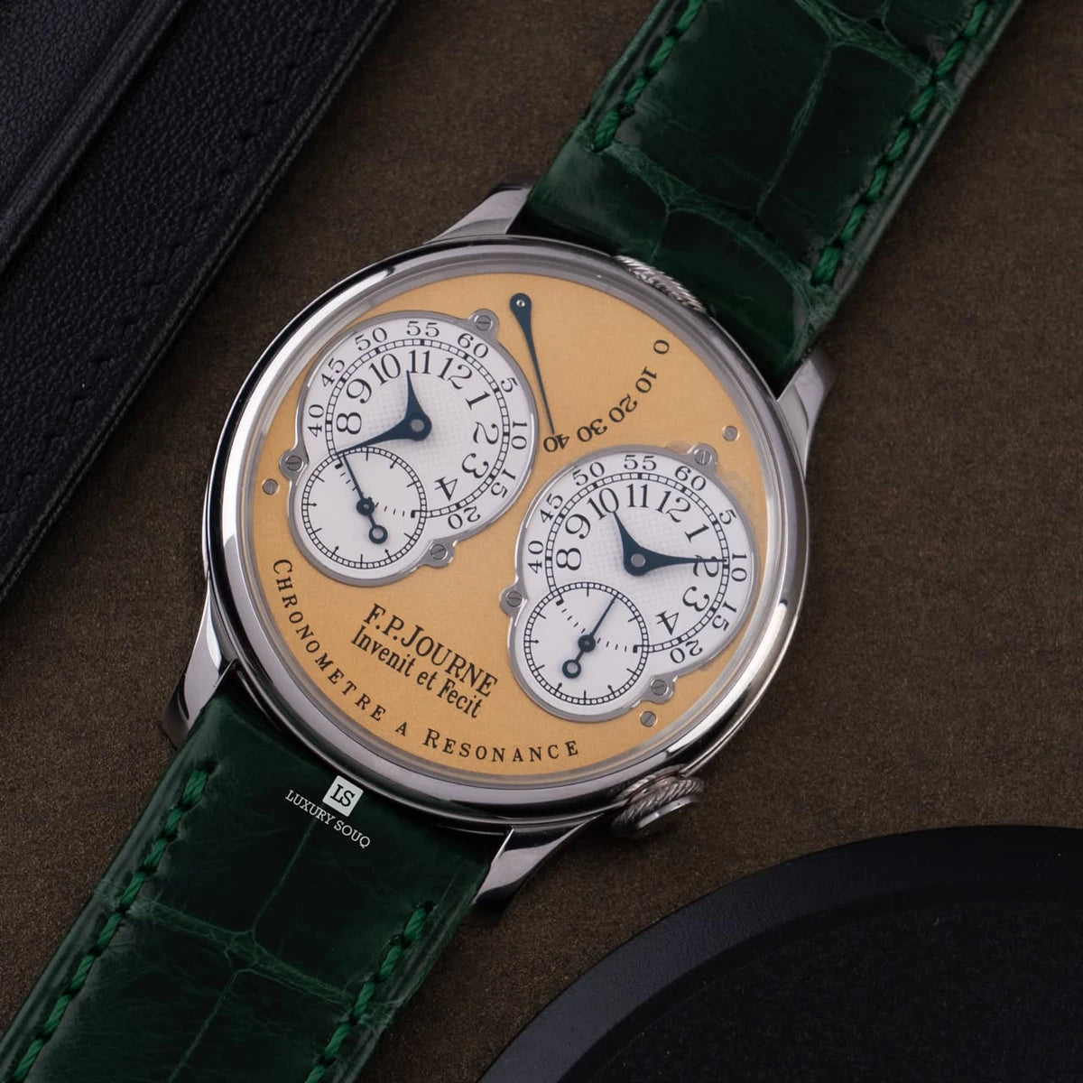 F.P. Journe Chronomètre Souverain CSD Calibre 1304 Dubai Boutique Edition 40 mm Platinum Case Green dial Mens Watch