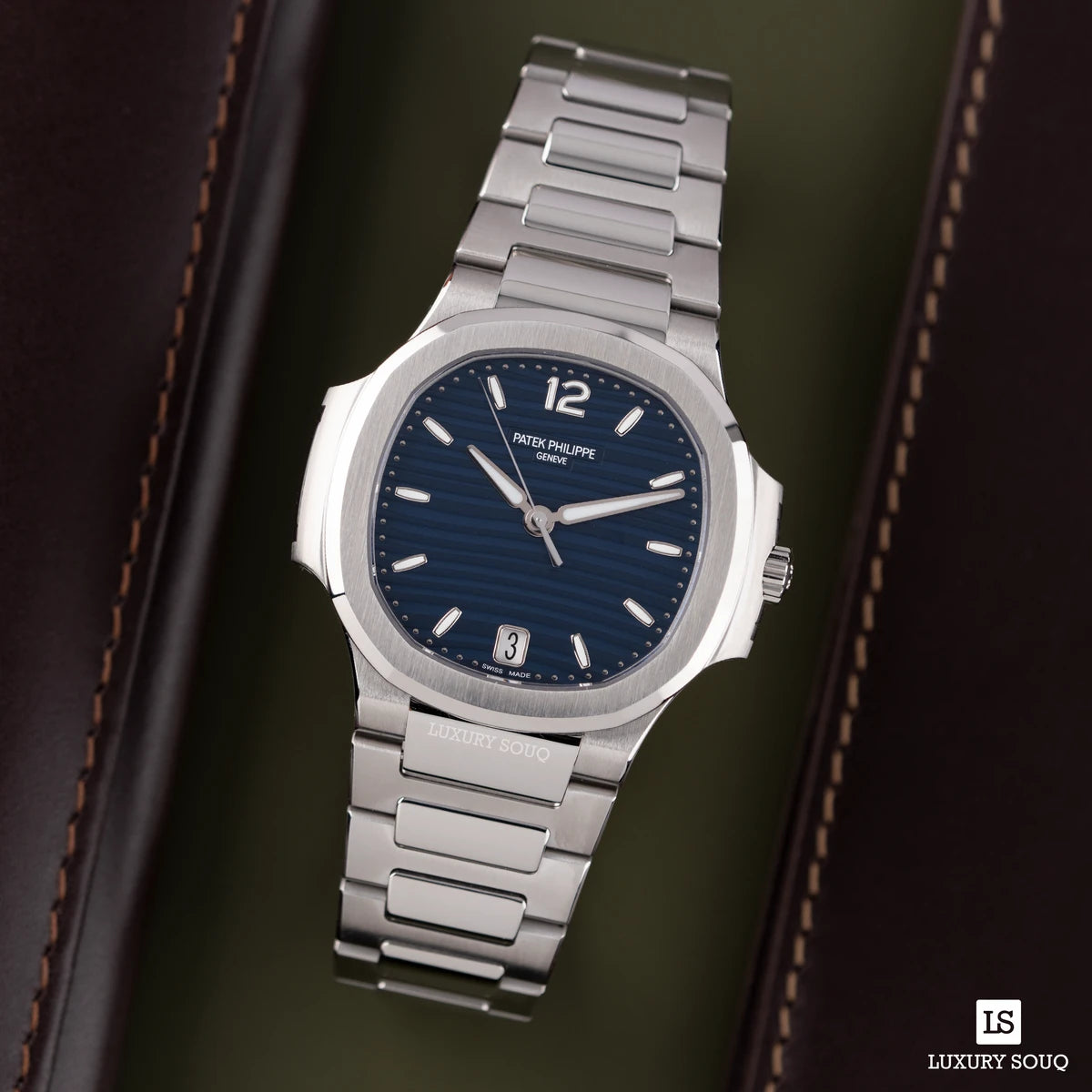 Patek Philippe Nautilus 7118/1A-001 Blue Opaline Dial Stainless Steel – additional product photo 2