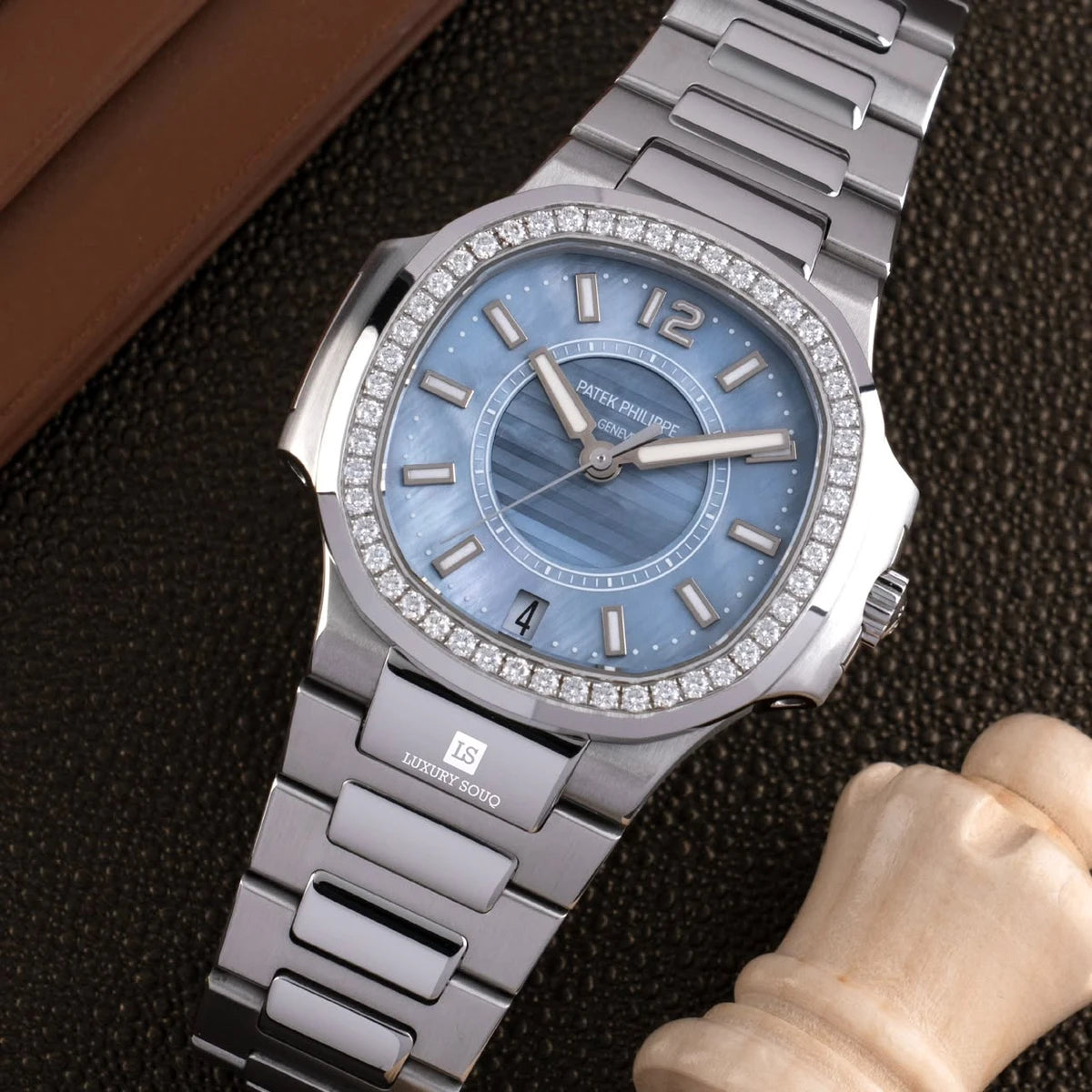 Patek Philippe Nautilus 7008/1A-001 7008/1A-001